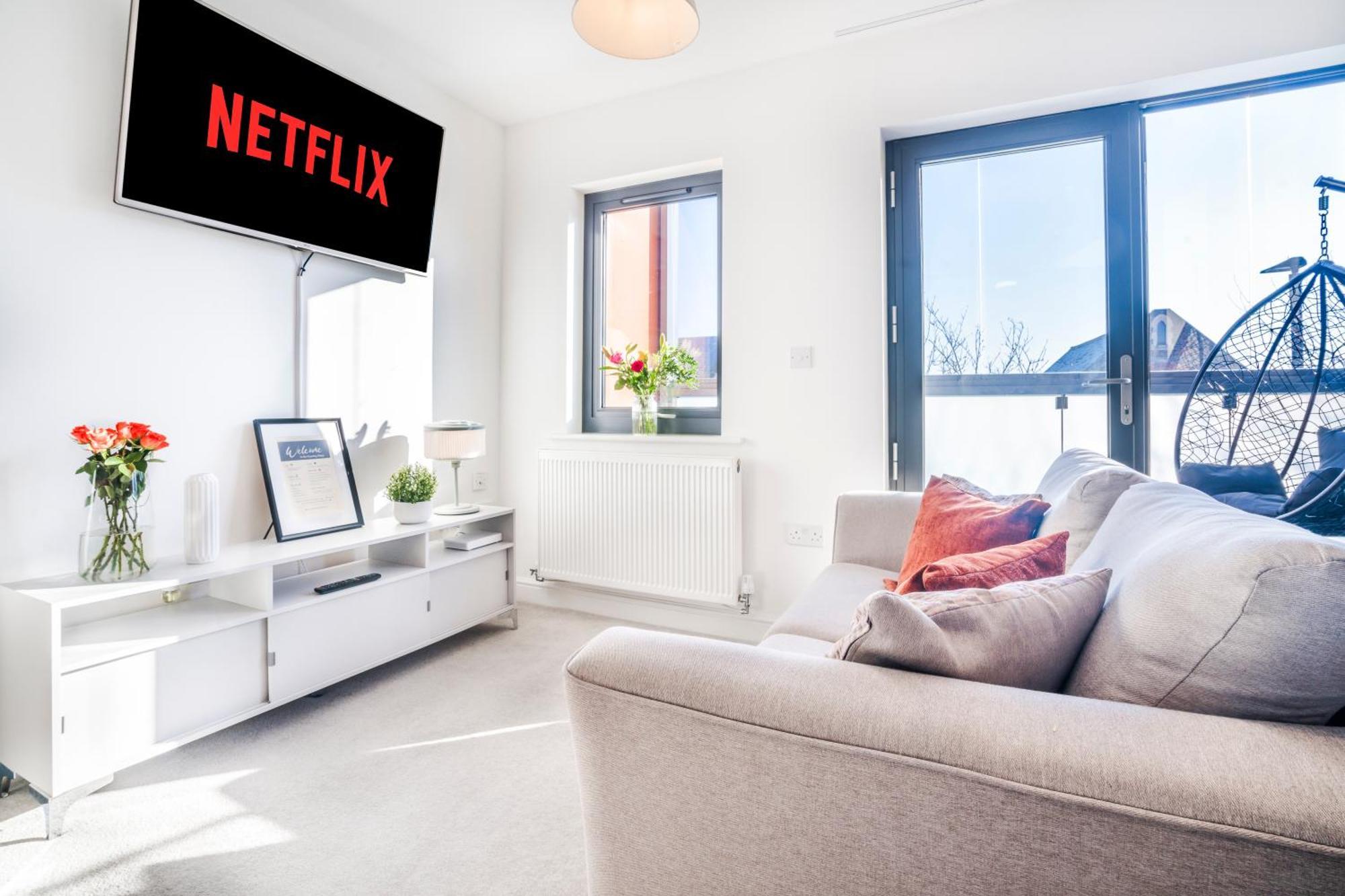 Heathrow In 15 Mins - Balcony - Dedicated Workspace Apartamento *